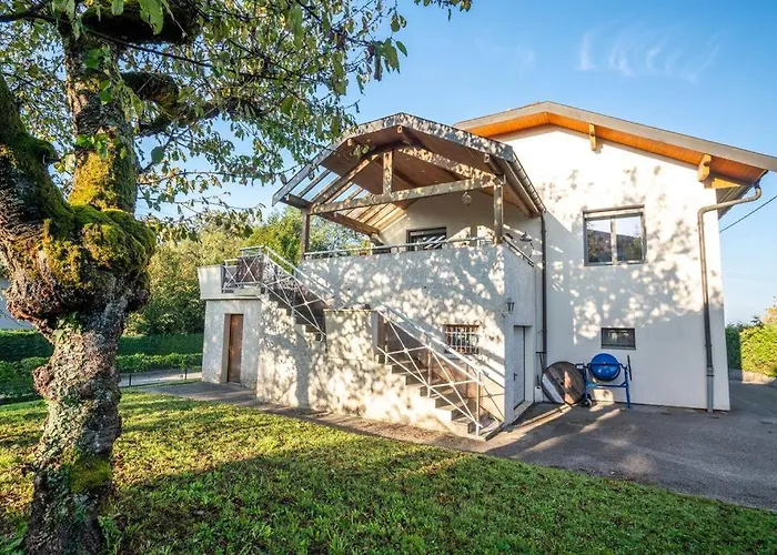 Maison Vue Semnoz Βίλα *